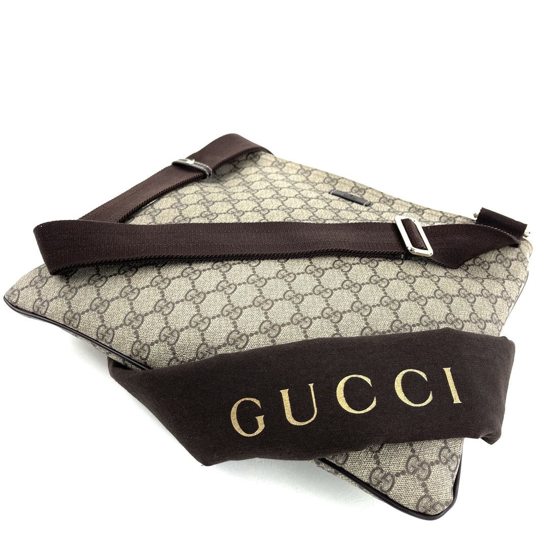 GUCCI GG Supreme Flat Messenger Bag - Free Shipping USA